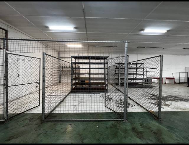 808M² WAREHOUSE TO LET IN STAMFORD HILL